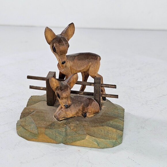 Hand-Carved Wooden Deer Family Sculpture With Rustic Fence On Geometric Base - Picture 7 of 8